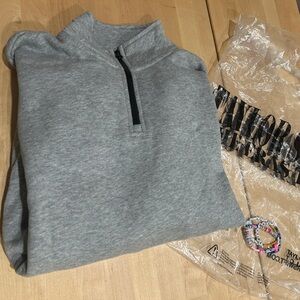 Taylor Swift Eras Tour Gray Quarter Zip Size Adult M